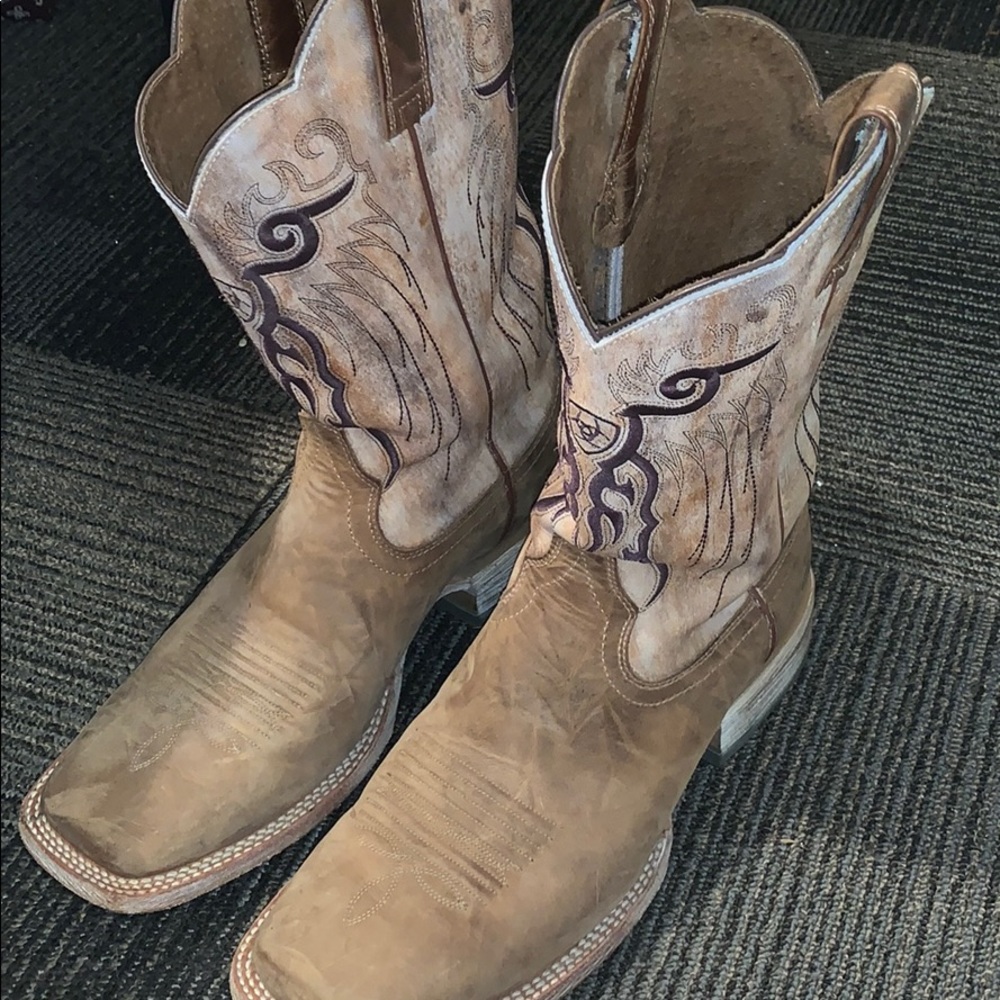 Men’s Ariat Cowboy Boots